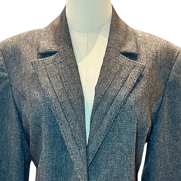 Women's Louben Grey with Godet on Back Size 8 - Picture 6 of 15